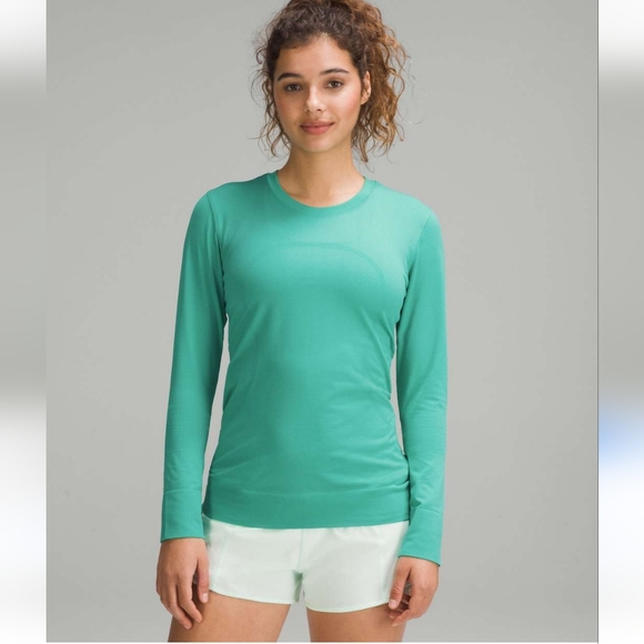 lululemon athletica Tops - Lululemon Swiftly Tech long sleeve top, Size 8, Great Condition